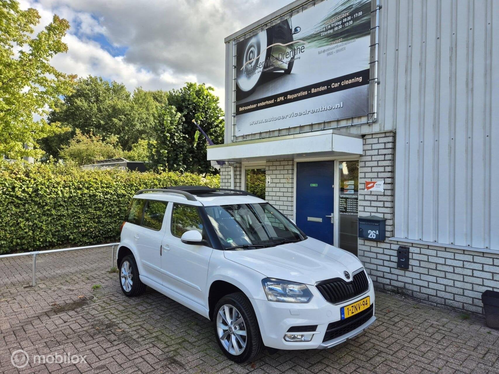 Skoda Yeti 1.2 TSI Sprint Automaat/Cruise/Airco/PDC/Dakje!