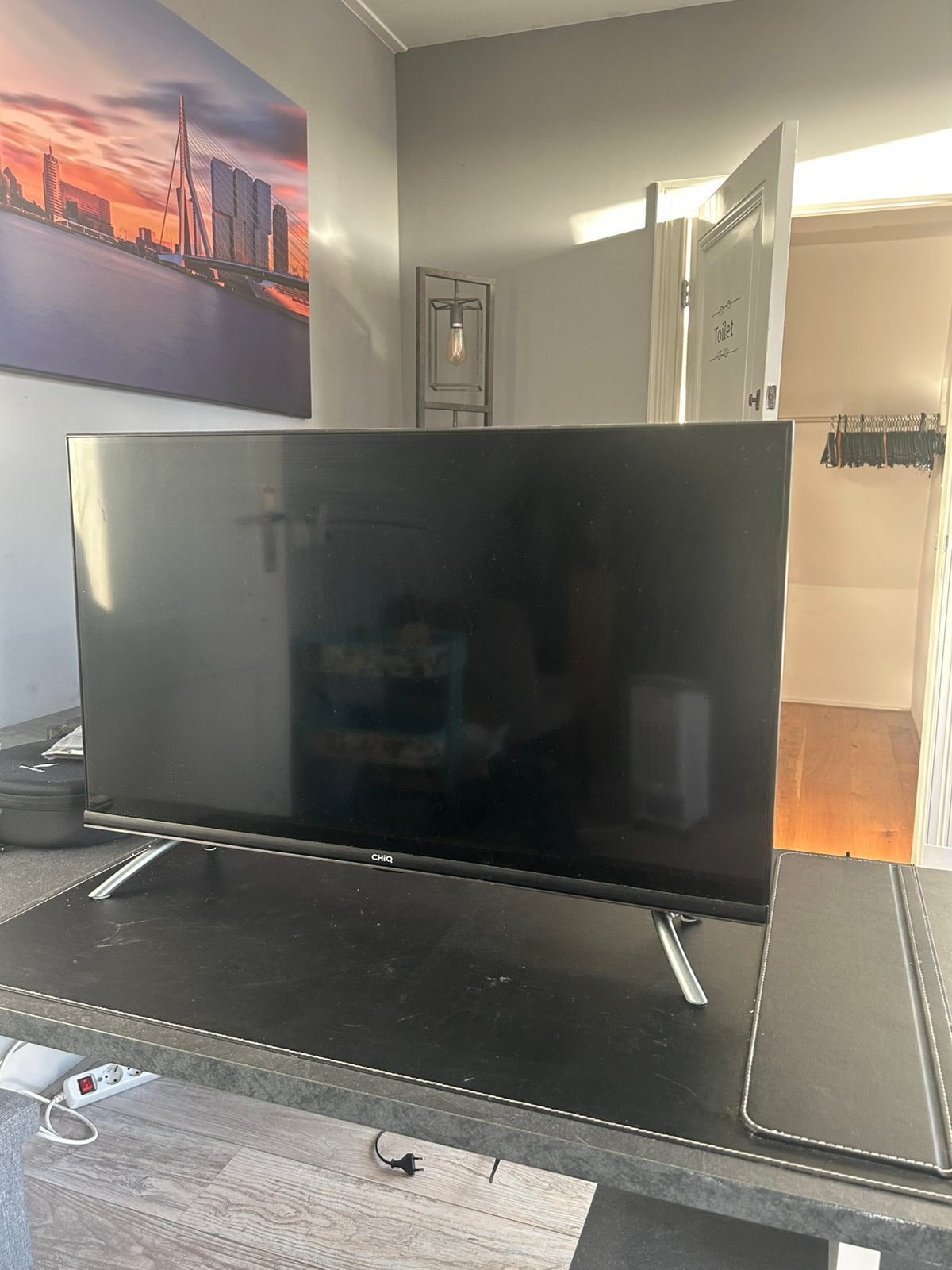 CHiQ 32 inch LED TV L32H7A | werkt goed | ZSM weg, Audio, Tv en Foto, Ophalen, Zo goed als nieuw, 50 Hz, Overige merken