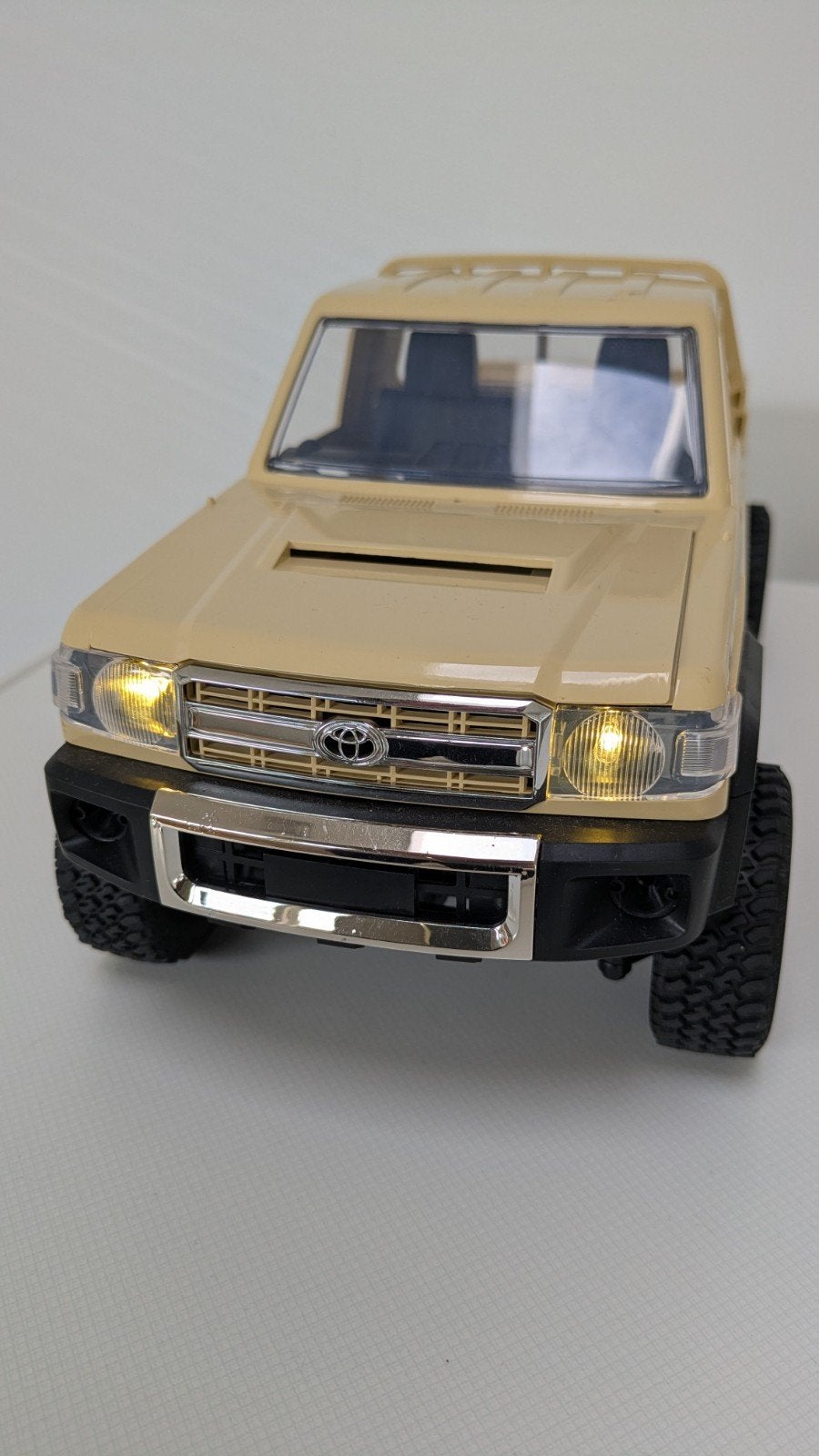 MN82 RC Rock Crawler 4WD, Elektro, Auto offroad, Schaal 1:14, Nieuw