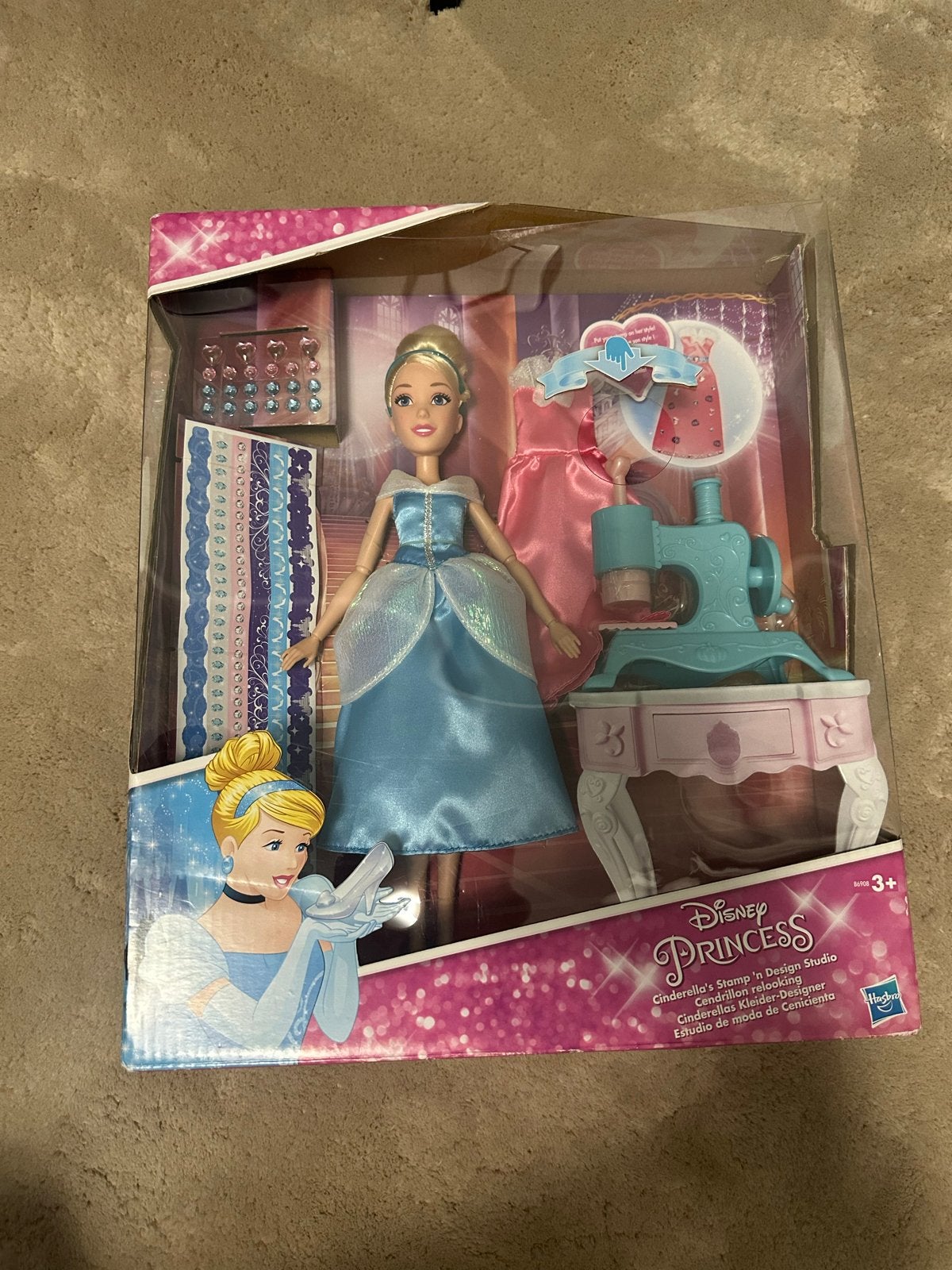 NIEUW Disney Princess Assepoester Stamp 'n Design Studio, Ophalen of Verzenden, Nieuw, Barbie