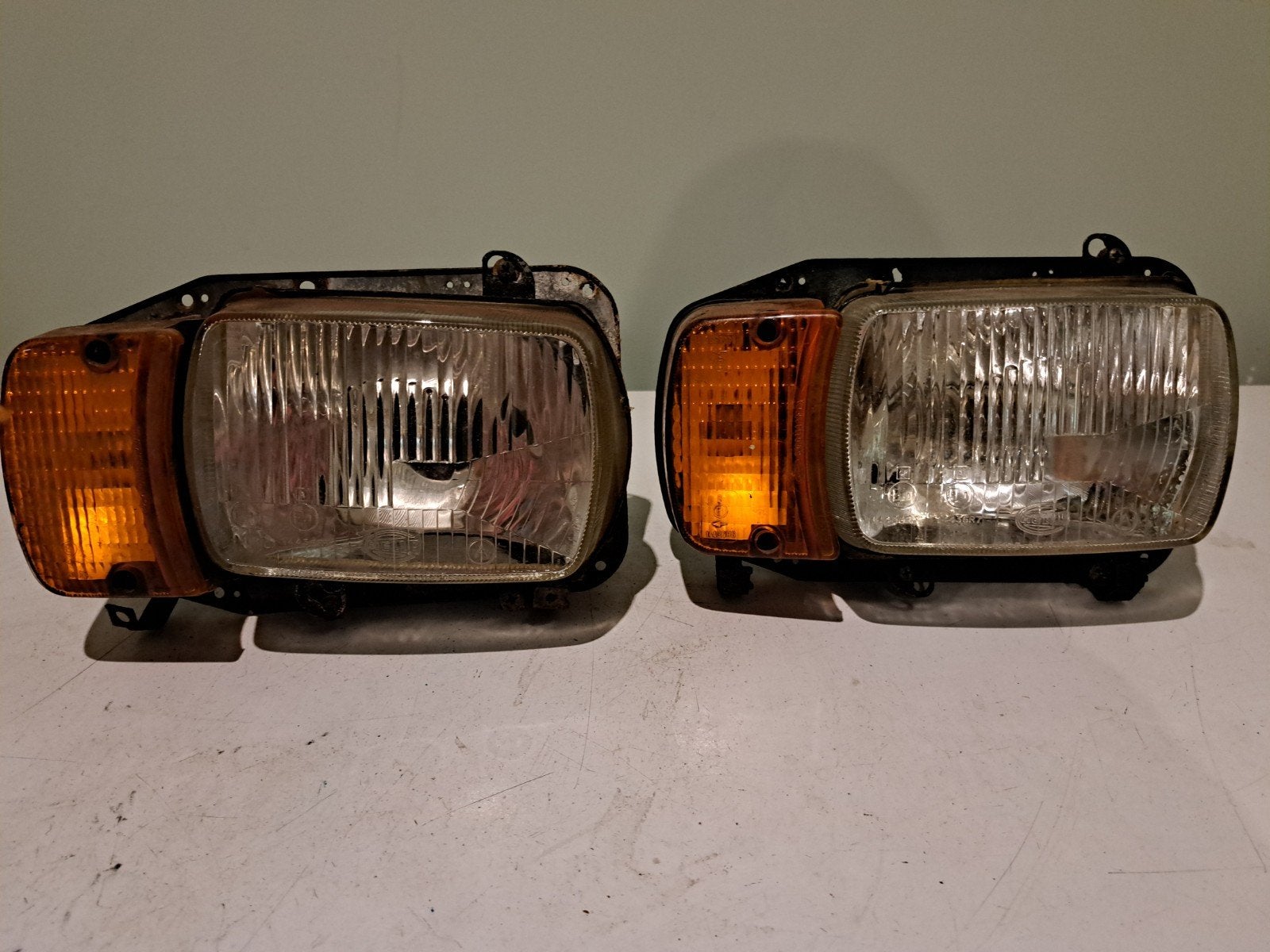 Ford Capri mk1 v4 v6 ohc koplamp rechts 2x, Auto-onderdelen, Ophalen of Verzenden, Gebruikt, Ford