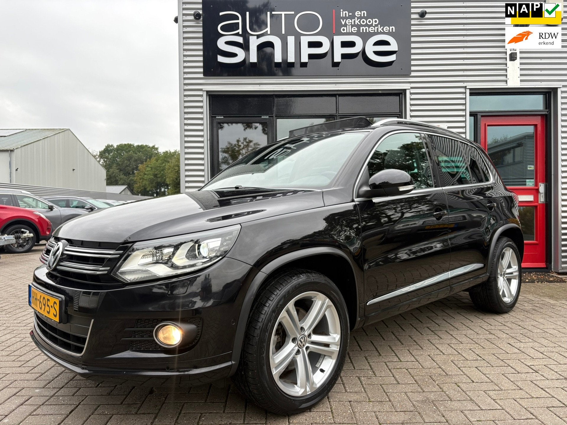 Volkswagen Tiguan 1.4 TSI R-Line Edition 150 PK -LED-OPEN DA, Voorwielaandrijving, Dealer onderhouden, 4 cilinders, 150 pk