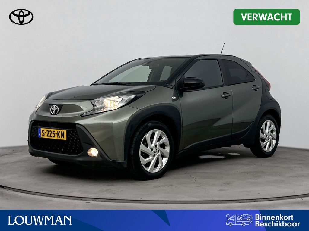 Toyota Aygo X 1.0 VVT-i S-CVT first | Dealer onderhouden | A