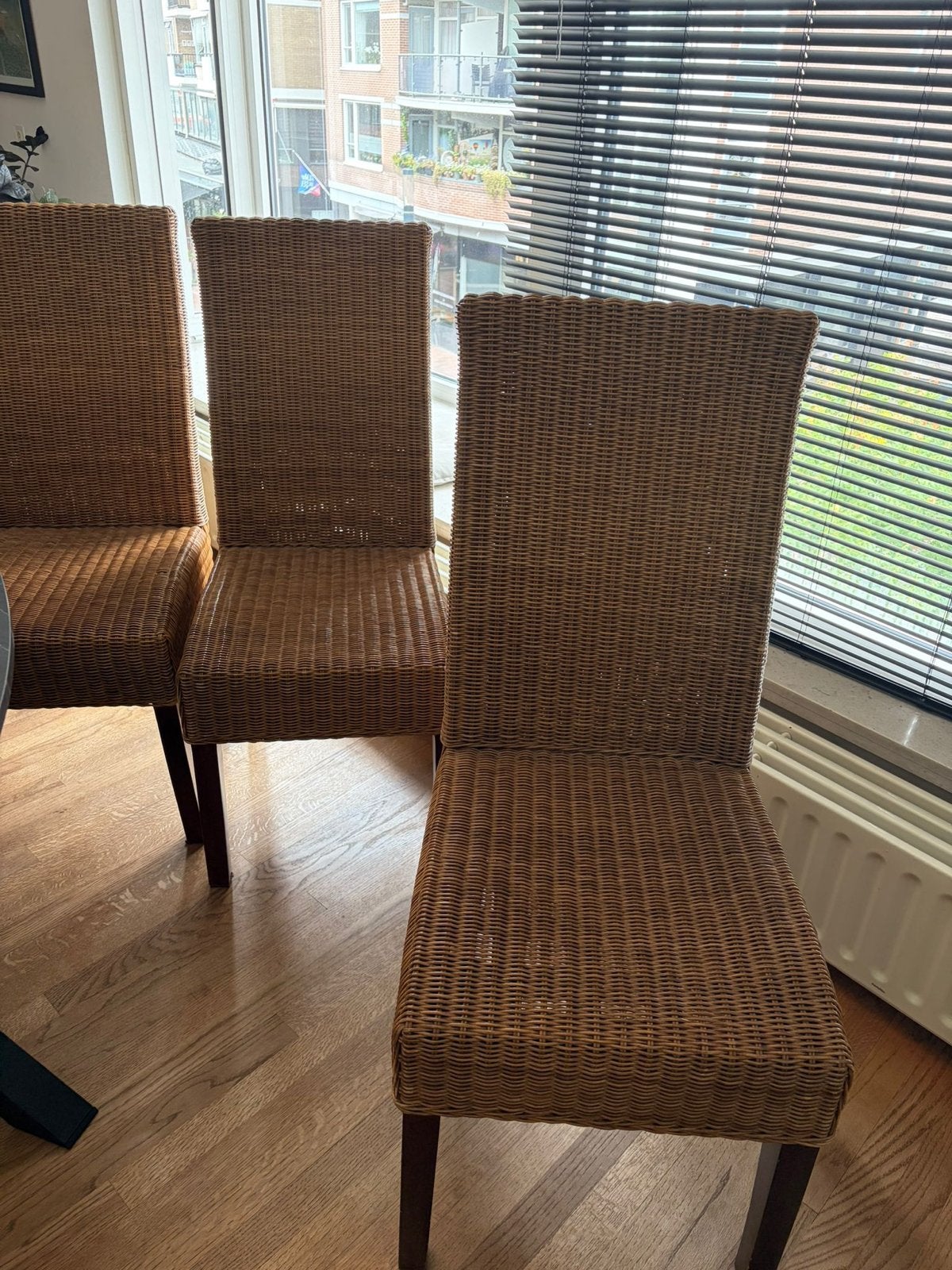 Rotan eetkamerstoelen - 4 stuks, Huis en Inrichting, Stoelen, Ophalen, Gebruikt, Bruin, Riet of Rotan