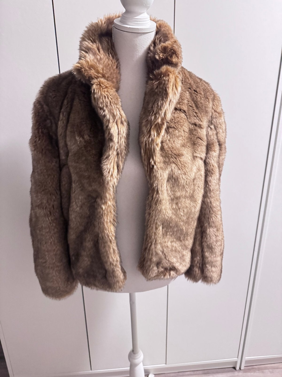 Nieuwe H&M Faux Fur Jas Maat 36 - Lichte Beschadiging, Ophalen of Verzenden, Nieuw, Maat 36 (S), Bruin