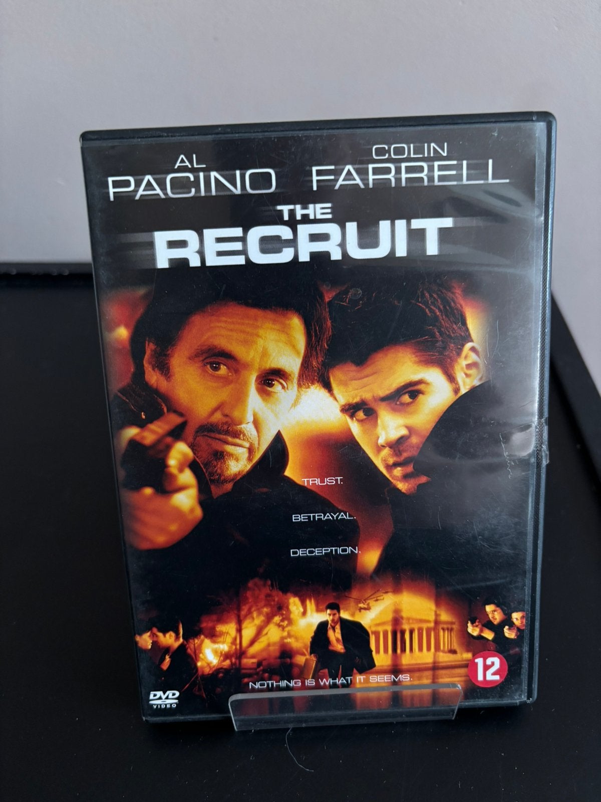 The Recruit, Vanaf 12 jaar, Ophalen of Verzenden, Zo goed als nieuw, Actiethriller
