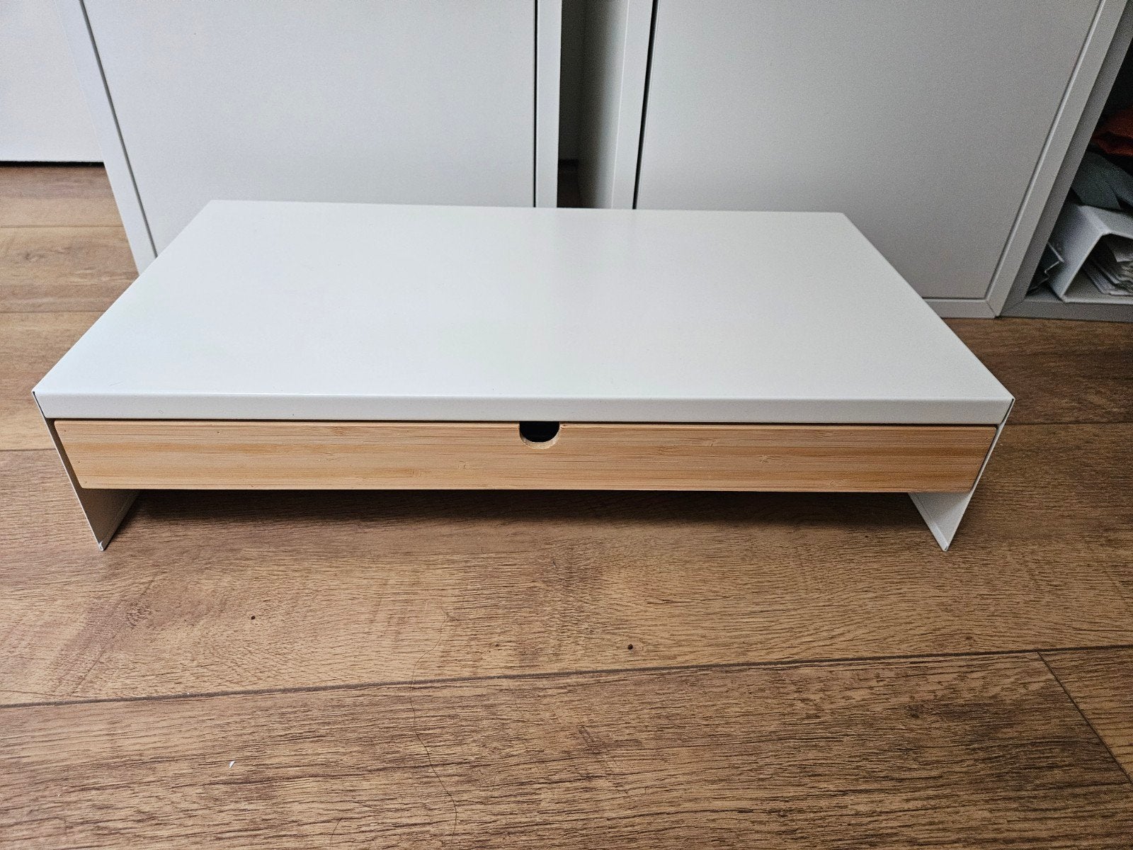 Monitorstandaard met lade, Ophalen, Zo goed als nieuw, IKEA