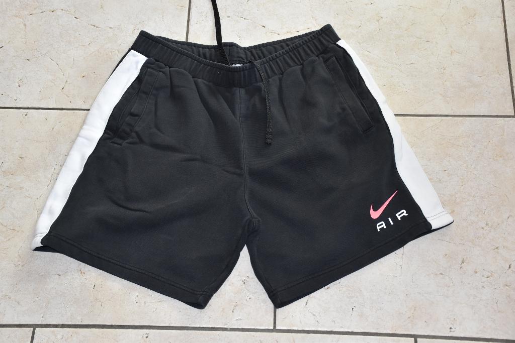 Jogg short Nike maat L, Maat 52/54 (L), Zwart, Nike, Ophalen of Verzenden