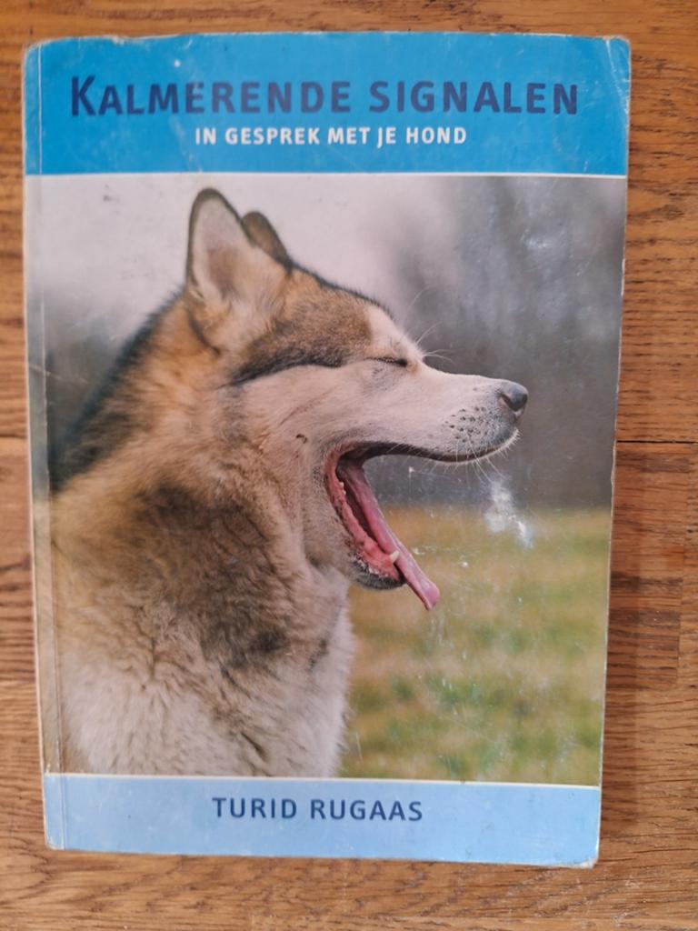 Kalmerende Signalen, Turid Rugaas, Ophalen of Verzenden, Gelezen