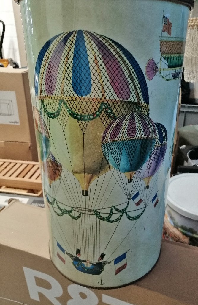 Vintage Blik Luchtballon Paraplubak Heteluchtballon zeppelin, Verzamelen, Ophalen of Verzenden, Gebruikt, Overige