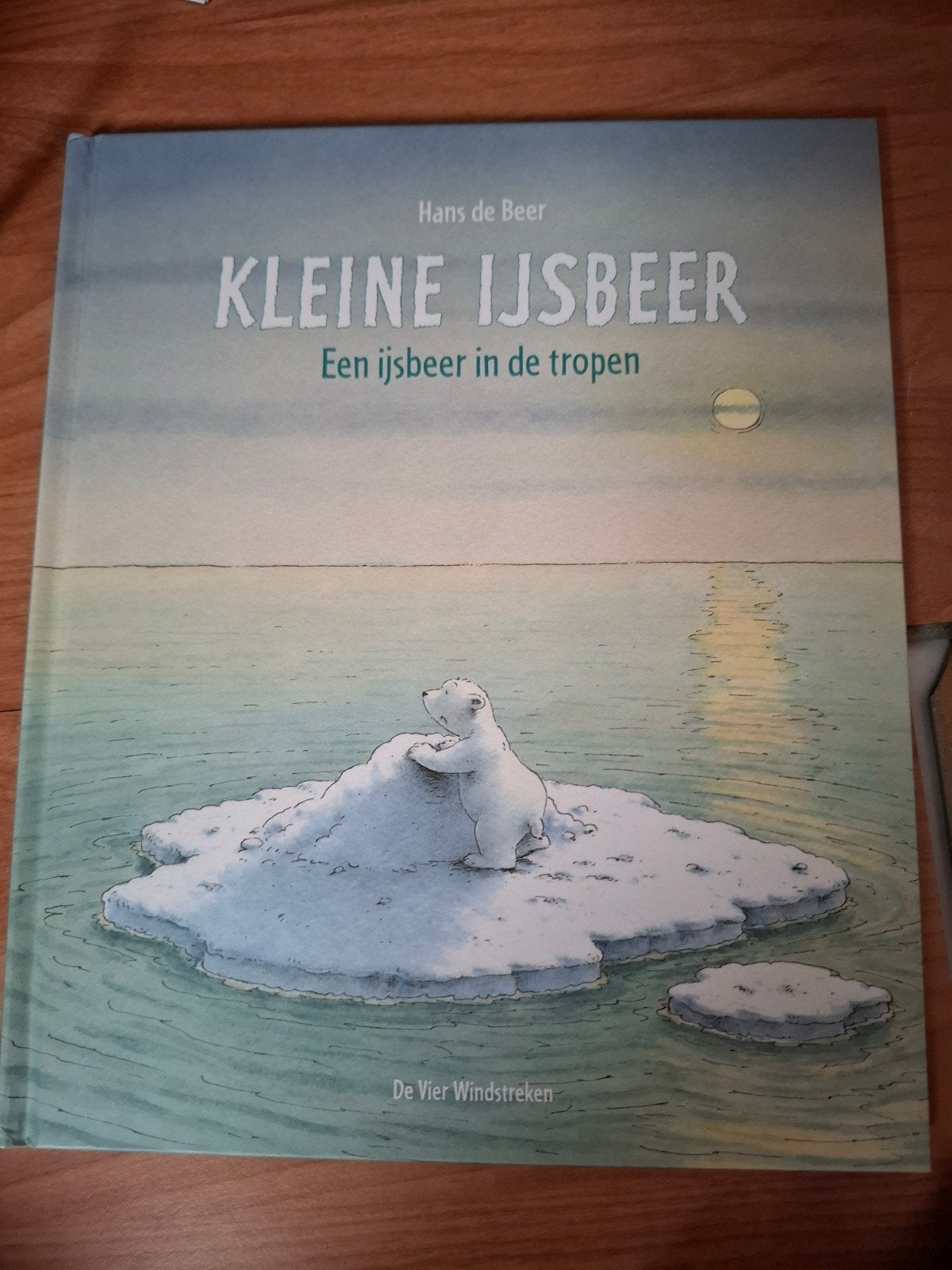Kleine IJsbeer: Een ijsbeer in de tropen - Hans de Beer, Ophalen of Verzenden, Zo goed als nieuw, Hans de Beer, Fictie algemeen