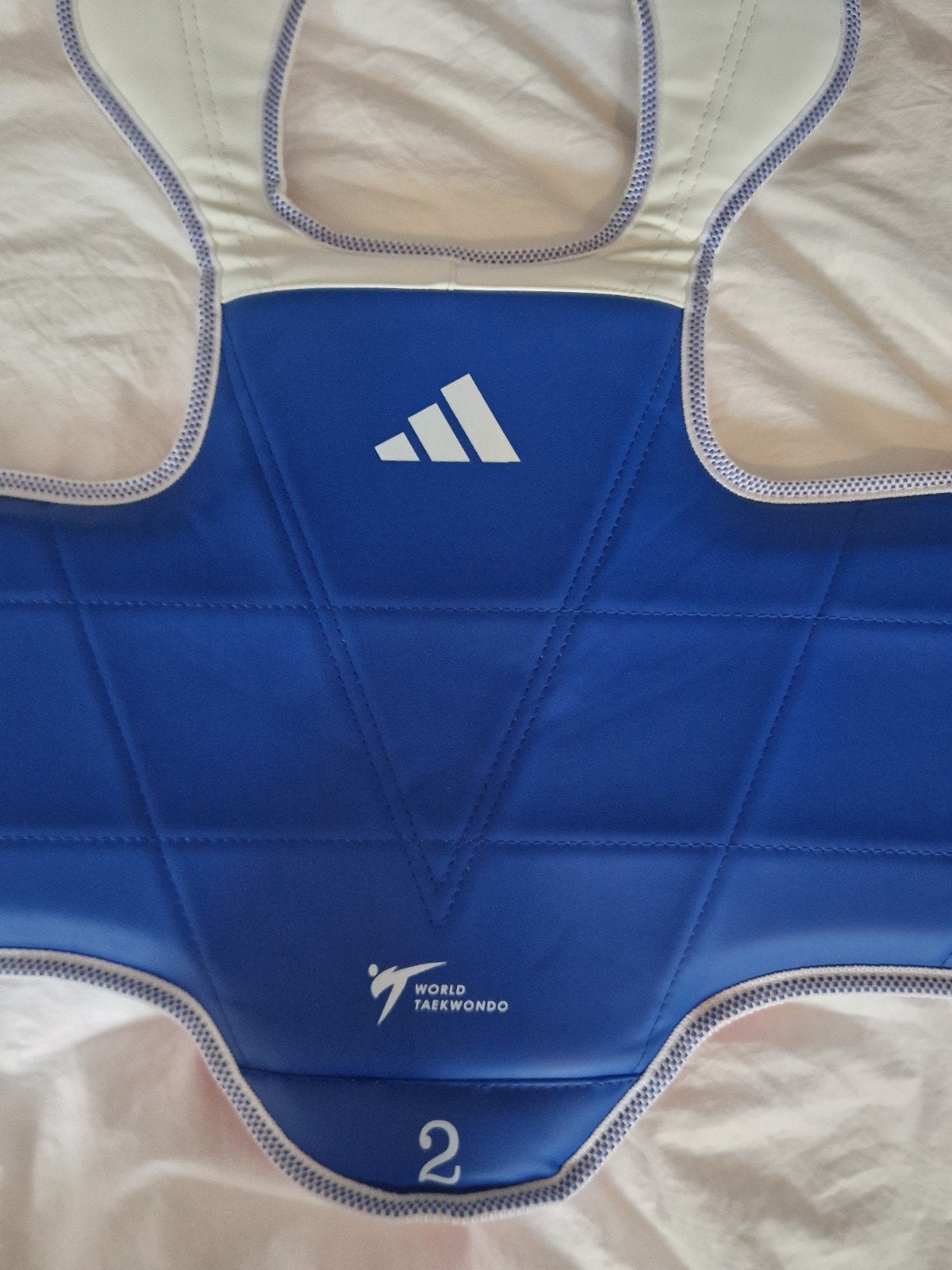 Adidas Taekwondo pantser maat S (2), Taekwondo, Vechtsportbescherming, Ophalen of Verzenden, Zo goed als nieuw