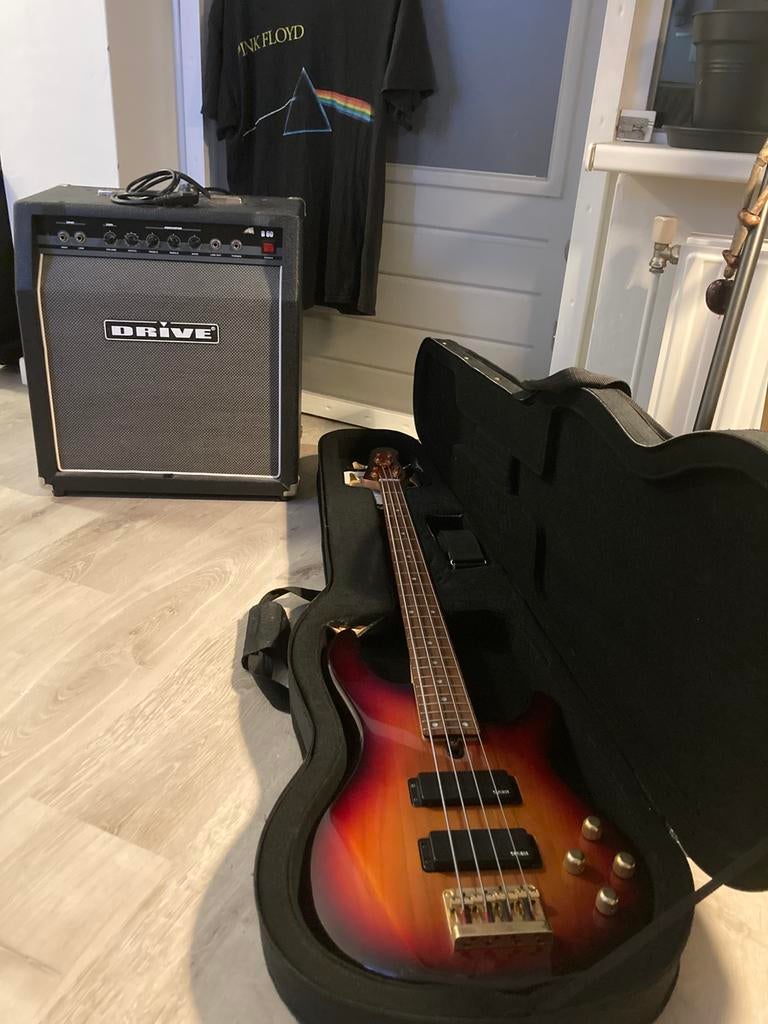 Yamaha RBX 374 + 60 watt Amplifier Drive, Ophalen, Gebruikt, Semi-akoestisch