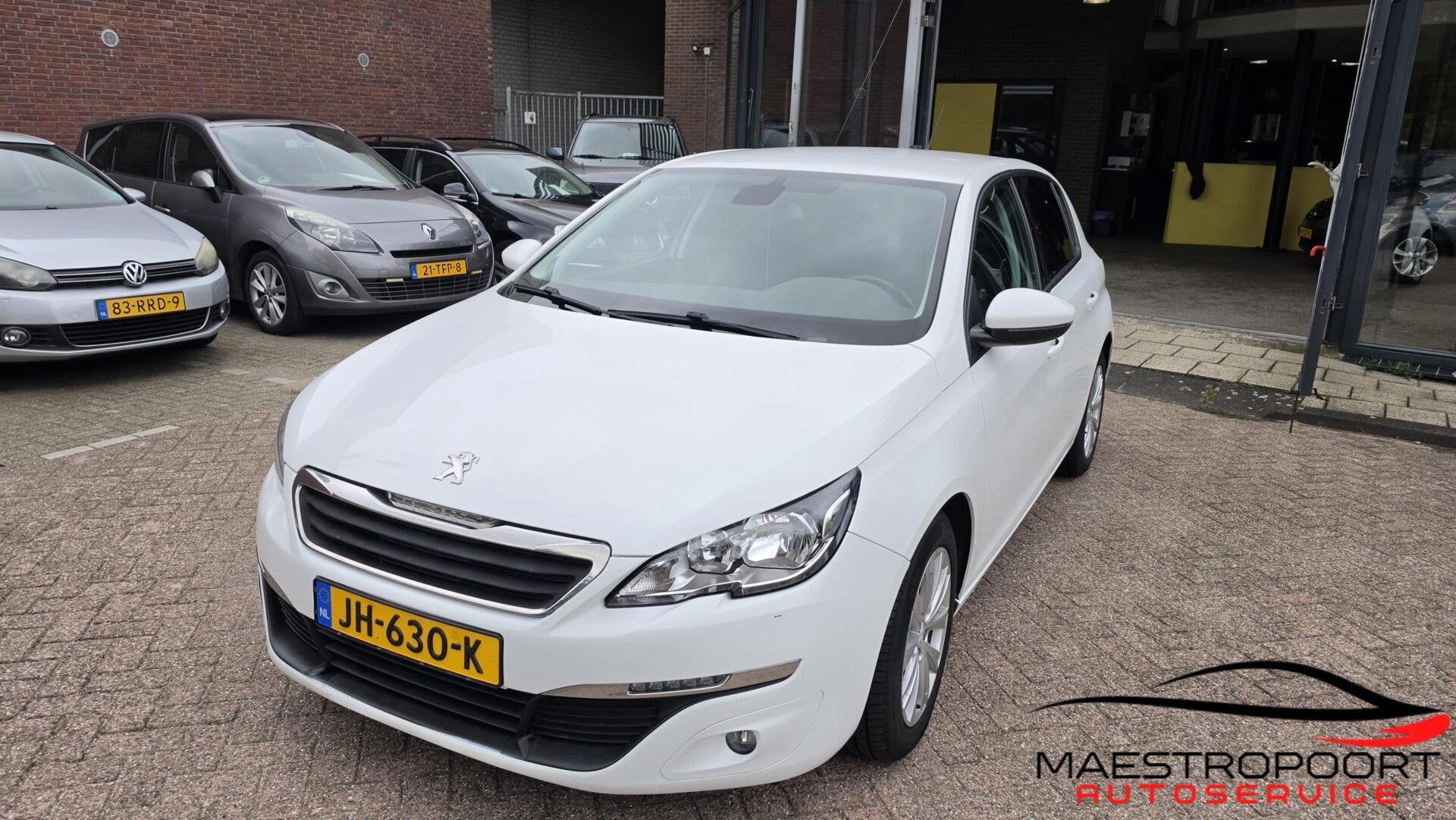 Peugeot 308 1.2 PureTech Style, Voorwielaandrijving, Gebruikt, Euro 6, 1199 cc