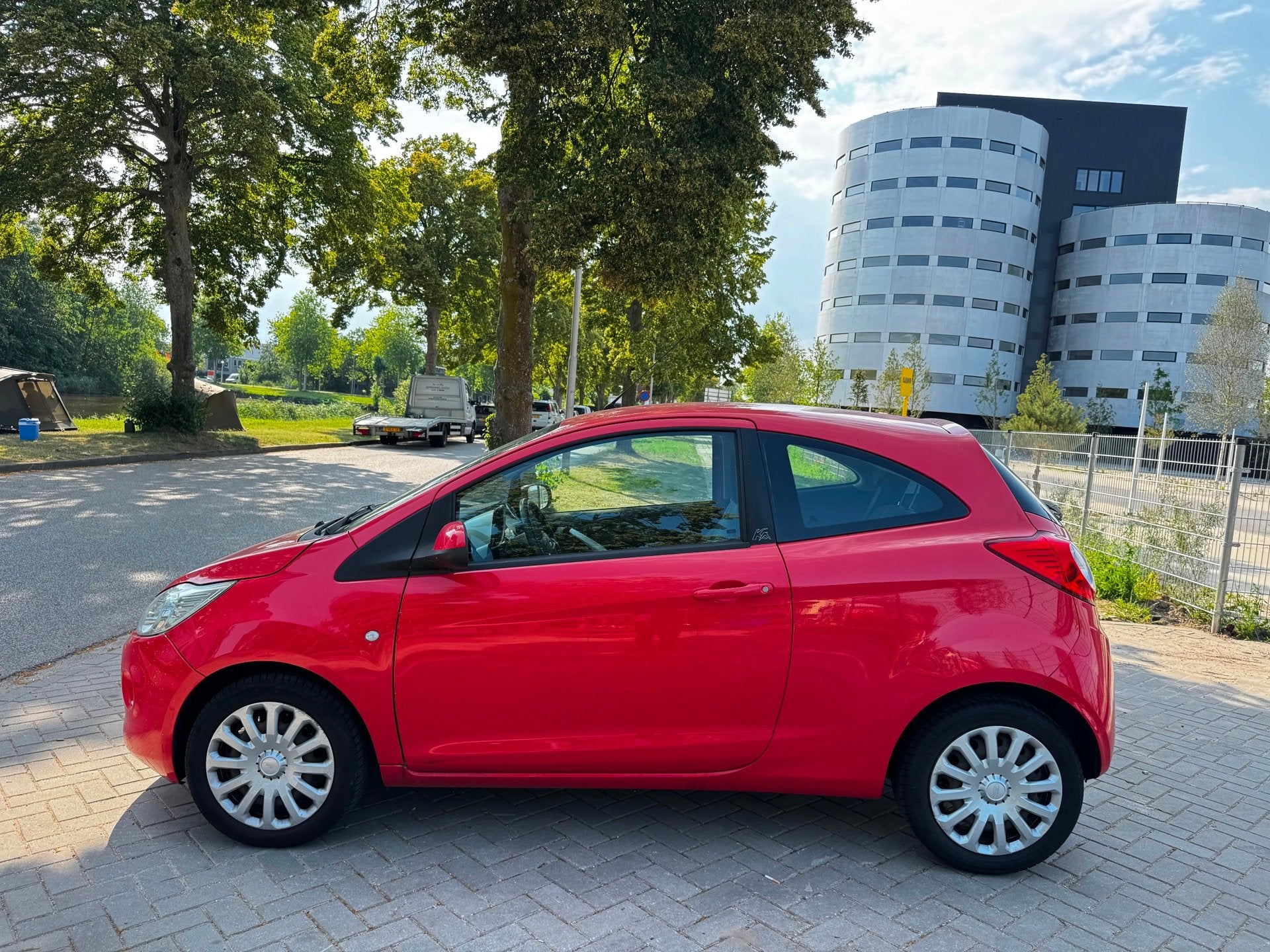 Ford Ka 1.2 Titanium|AIRCO|ELEKRAMEN|STUURBEKR|INRUILKOOPIE, Auto's, Voorwielaandrijving, Gebruikt, 1242 cc, 4 cilinders