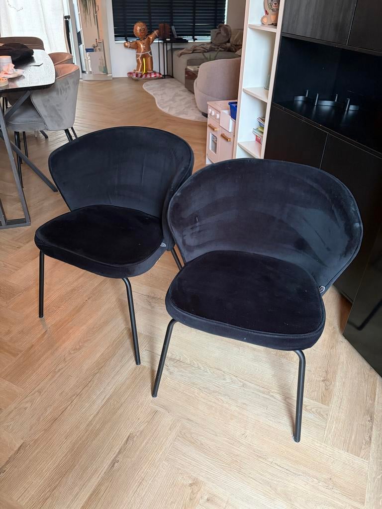 Set van 4 zwarte eetkamerstoelen in goede staat, Gebruikt, Zwart, Ophalen of Verzenden, Vier