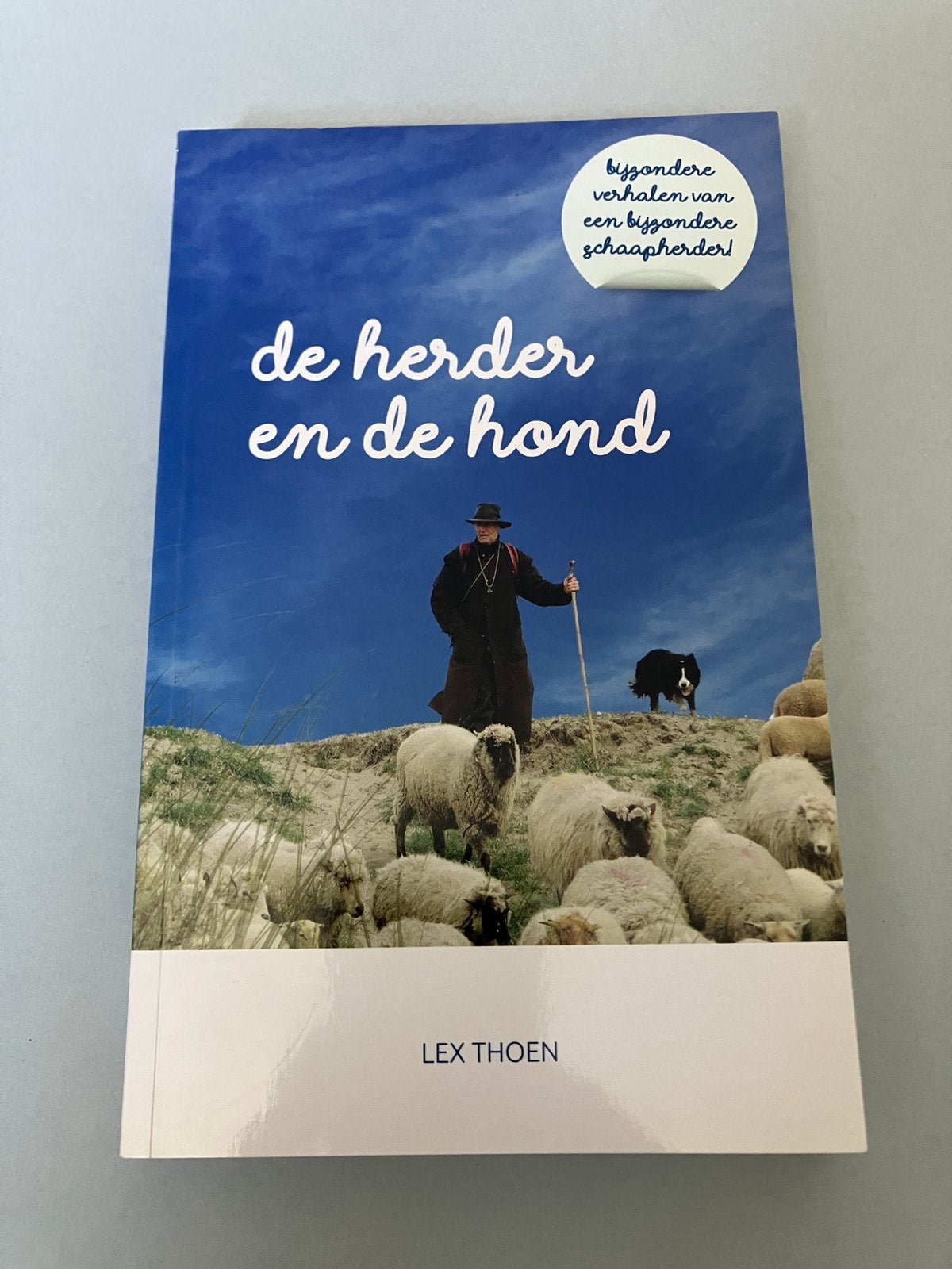 De herder en de hond - Lex Thoen (NIEUW), Ophalen of Verzenden, Nieuw