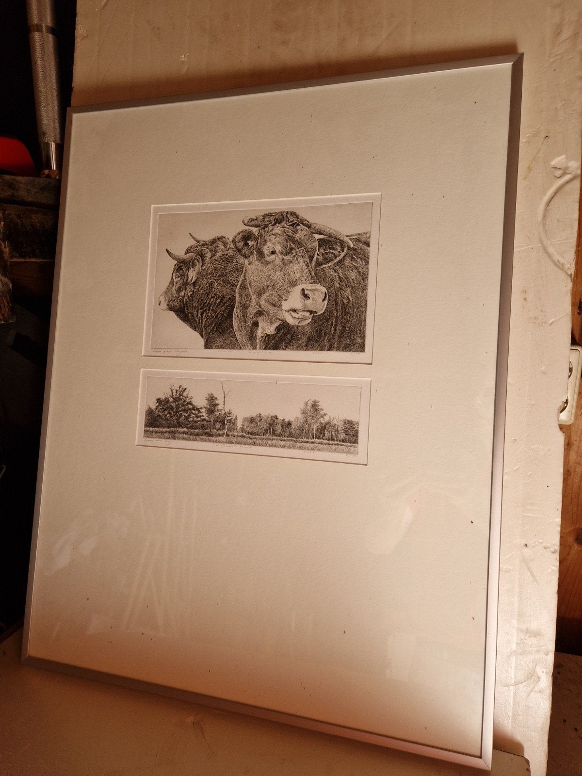 Twee etsen van stieren en landschap, gesigneerd, Antiek en Kunst, Kunst | Etsen en Gravures, Ingelijst, Ophalen of Verzenden, Flora en Fauna