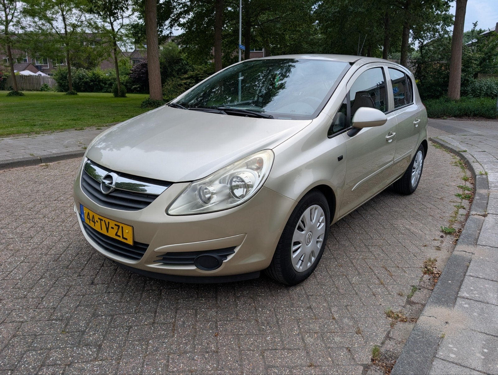 Opel Corsa 1.4 16V 5D 2007 Beige, Auto's, Opel, Particulier, Corsa, Benzine, B, Hatchback, Handgeschakeld, Origineel Nederlands