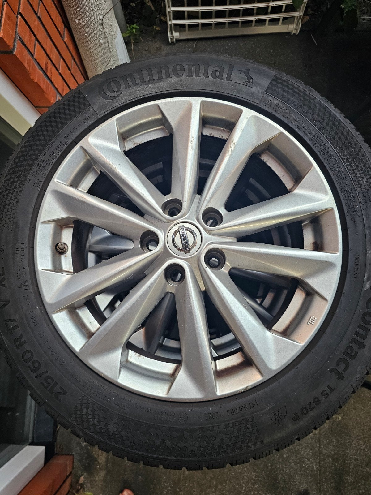 Nissan Qashqai velgen origineel + winterbanden 215/60 R17, Ophalen, Banden en Velgen, 17 inch, Winterbanden