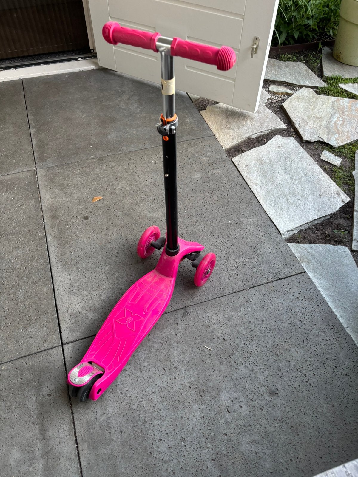 Roze step met lichtjes, Ophalen, Zo goed als nieuw, Gewone step