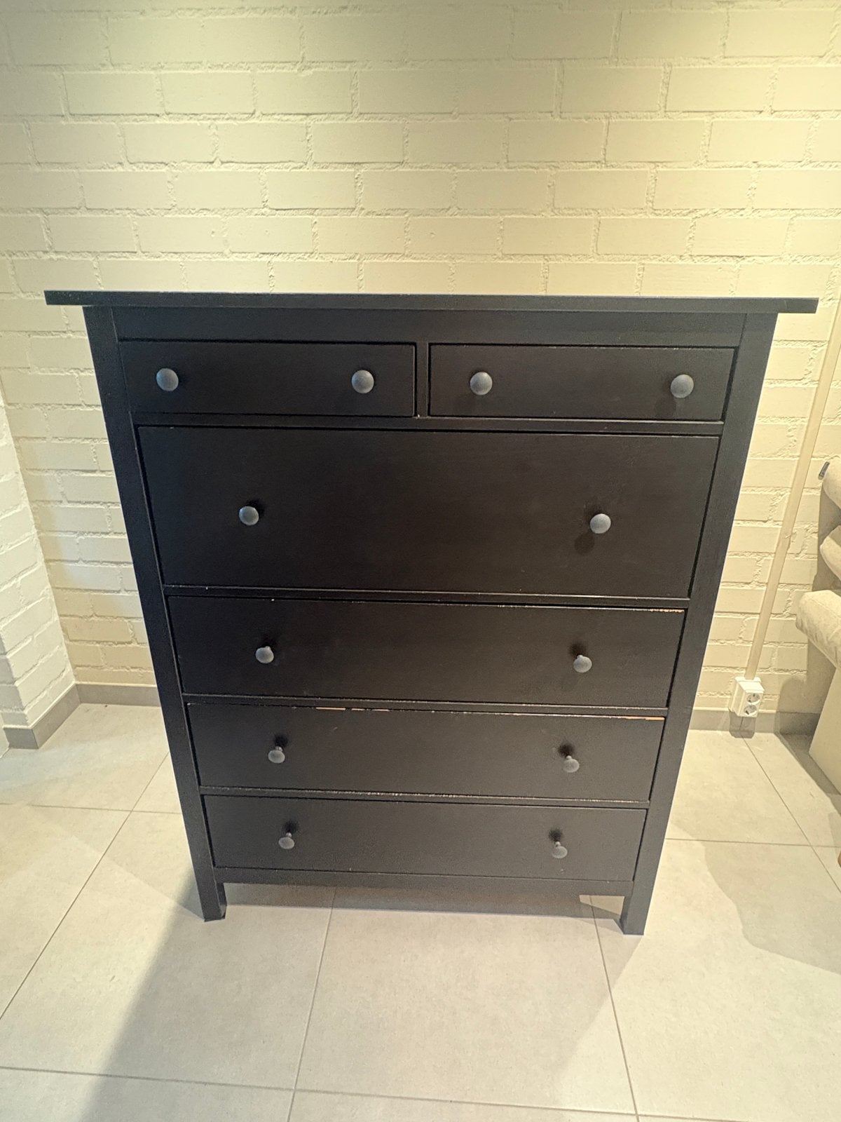 Gebruikte zwarte IKEA Hemnes ladekast – gratis af te halen, Ophalen, Gebruikt, 100 tot 150 cm, 5 laden of meer