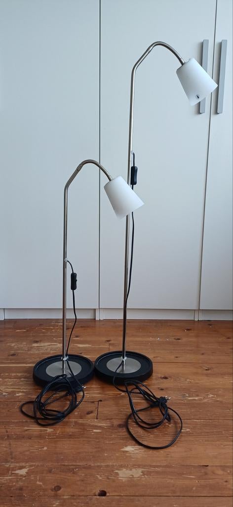 2x staande lamp, ikea basisk, mat glas / RVS / zwart, Ophalen, Gebruikt, 100 tot 150 cm, Glas