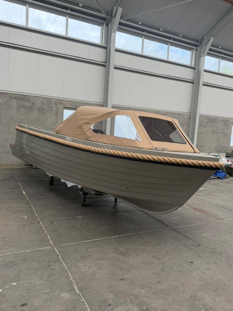 Maassloep 680 inc honda 20pk NIEUW, Watersport en Boten, Ophalen, Maassloep