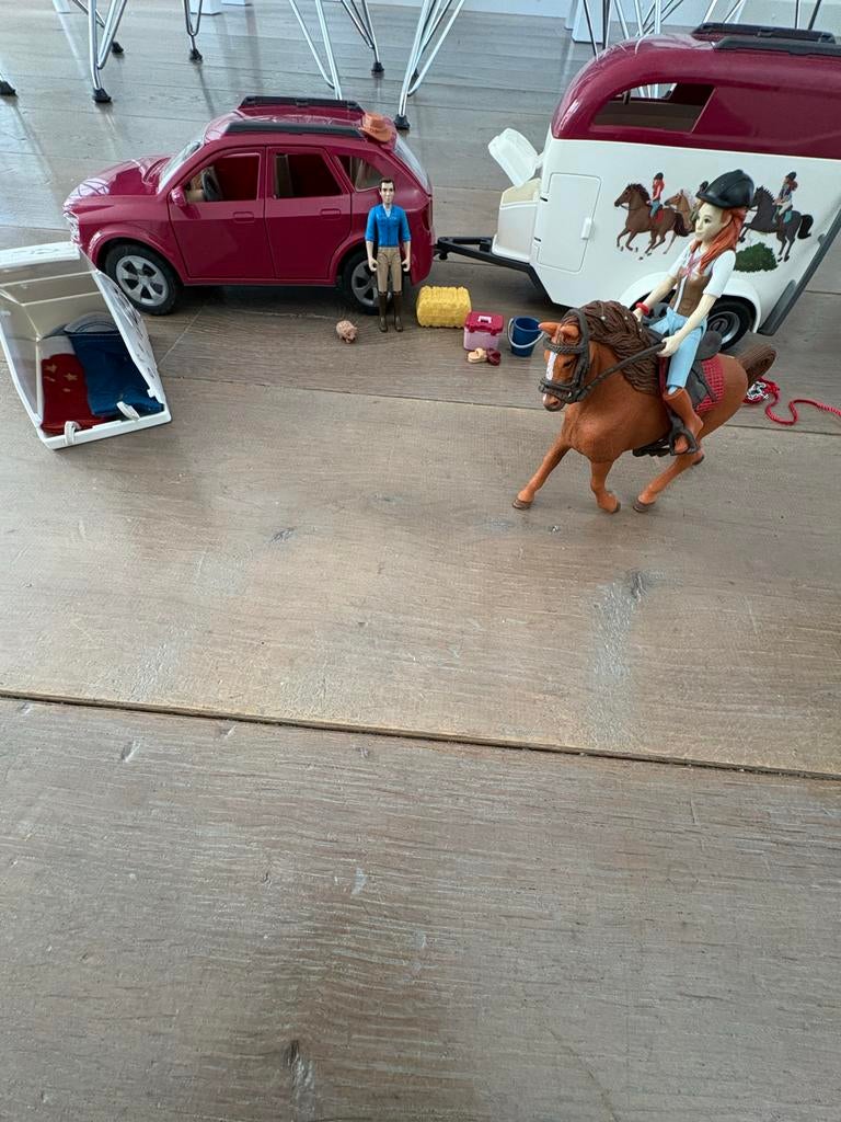 Schleich paardentrailer en auto, Verzamelen, Speelgoed, Zo goed als nieuw, Ophalen of Verzenden