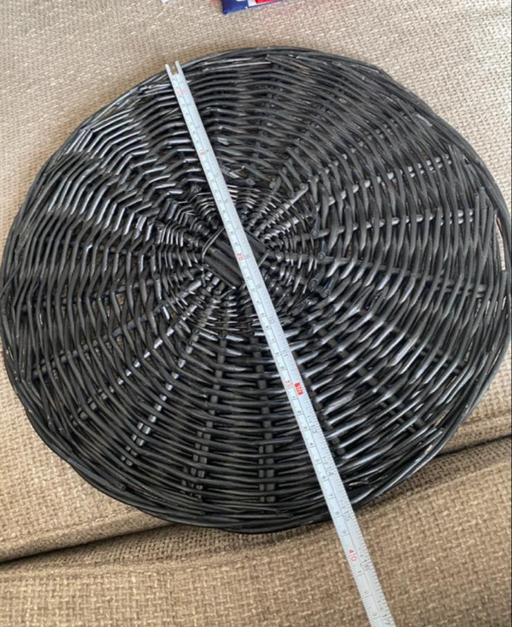 Zwarte rieten placemat, rond, ca. 40 cm diameter, Gebruikt, Schaal, Rond, Ophalen of Verzenden