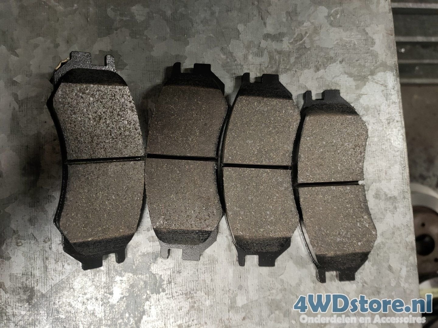 Nissan Almera remblokset voor D10600N685, -, -, Nieuw, Ophalen of Verzenden