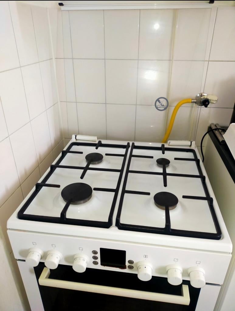 Fornuis  met oven 60cm breed, Ophalen, 4 kookzones, Gas, Vrijstaand