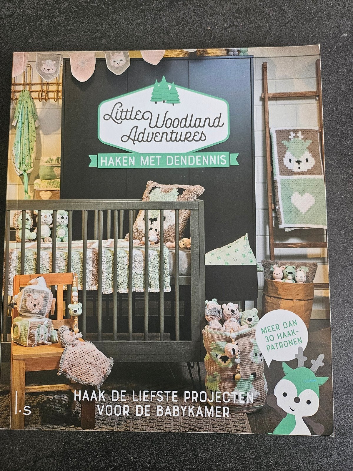 Haken met dendennis, Little Woodlands Adventures, Ophalen of Verzenden, Nieuw, Haken, Patroon of Boek