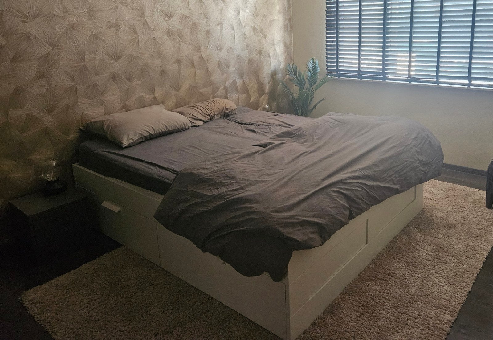 IKEA BRIMNES Bedframe met opberglades, wit, 160x200 cm, Ophalen, Wit, Tweepersoons, Zo goed als nieuw