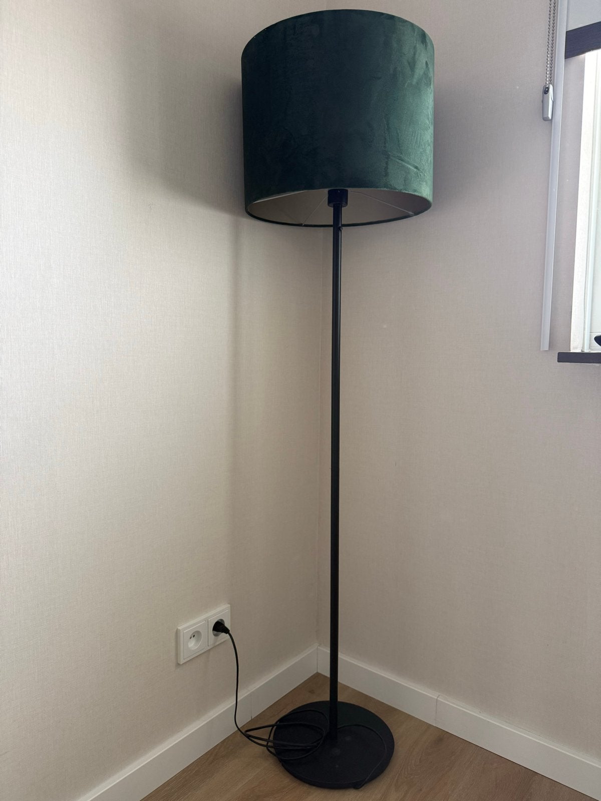 Stijlvolle staande lamp met fluwelen kap - donkergroen, Ophalen, Zo goed als nieuw, Metaal, 150 tot 200 cm