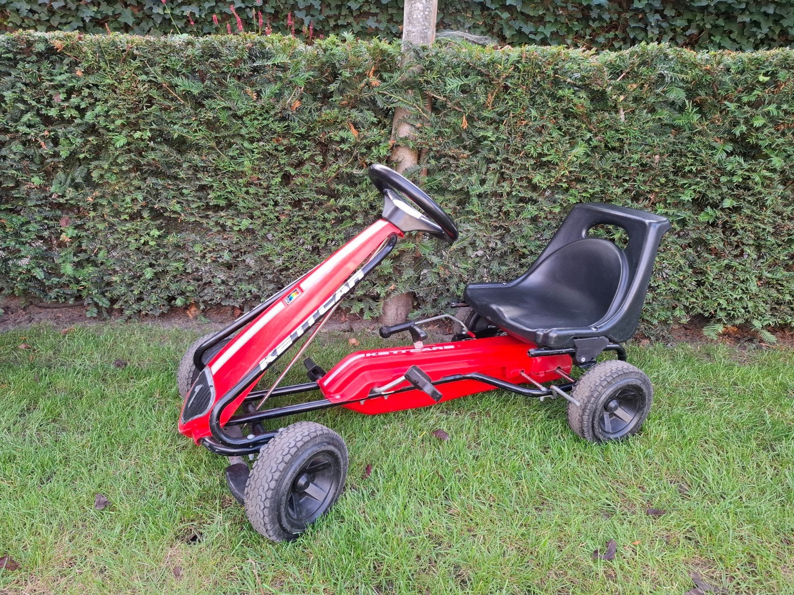Kleine skelter kettler - 1 meter lang, 53 cm breed, Ophalen, Gebruikt, Overige merken