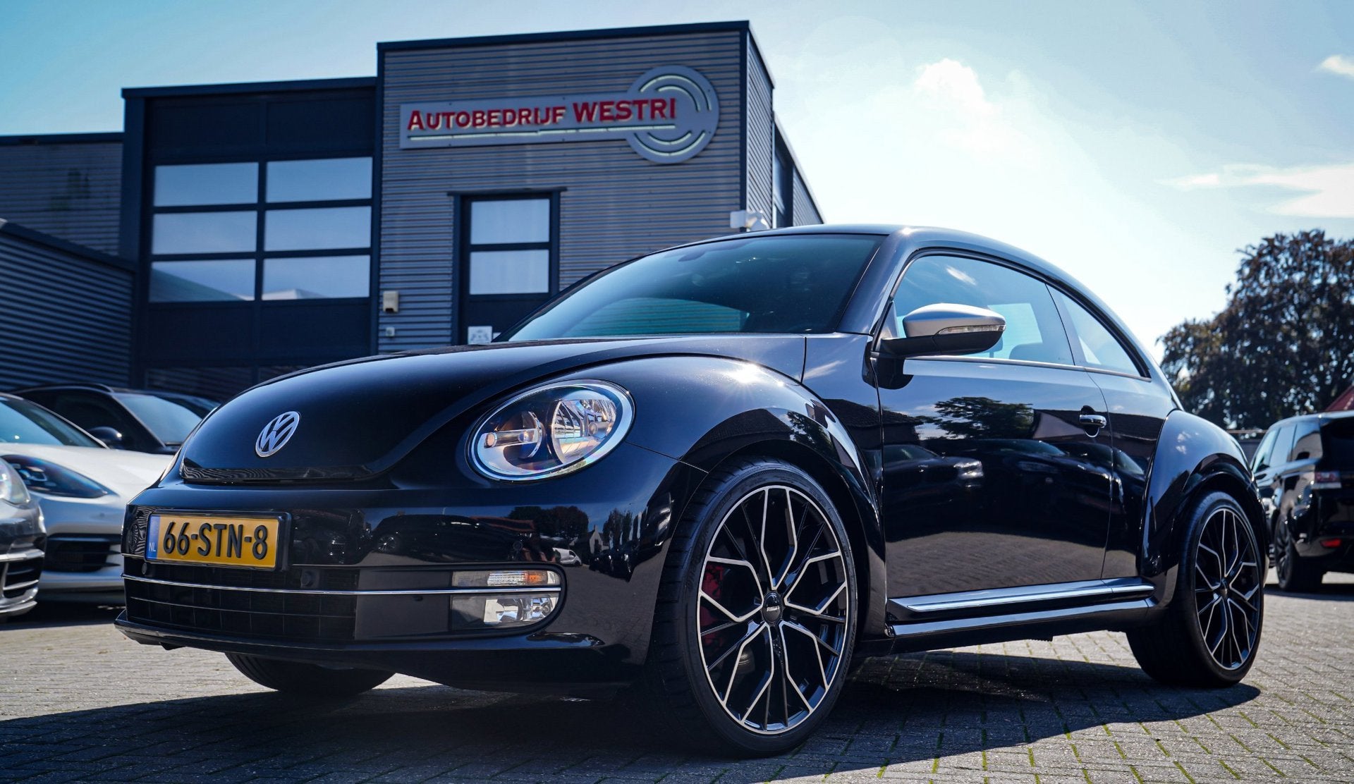 Volkswagen Beetle 2.0 TSI Sport | DSG | 200 PK | Panorama |, 4 cilinders, 1984 cc, 4 stoelen, Zwart