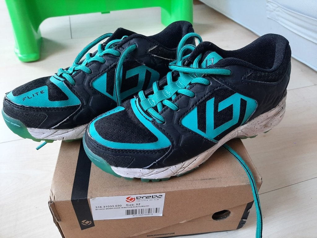 Hockey schoenen maat 32, Ophalen, Gebruikt, Schoenen