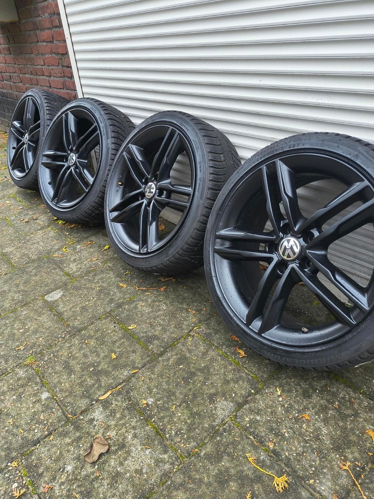 Vw velgen 18 inch winterbanden 5x112 Golf Caddy gti Audi rs3, Ophalen, 18 inch, Gebruikt, Banden en Velgen