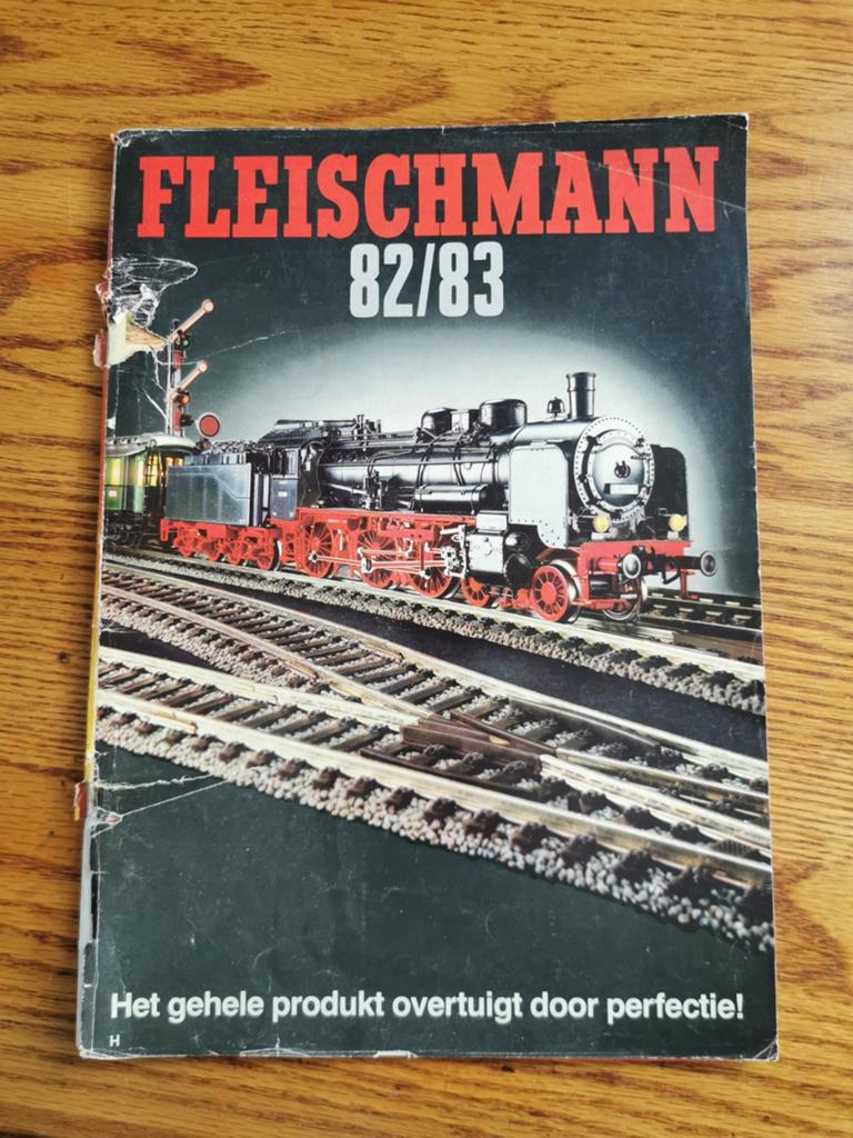 Fleischmann Catalogus 1982/1983, Hobby en Vrije tijd, Modeltreinen | H0, Gebruikt, Gelijkstroom, Fleischmann, Analoog