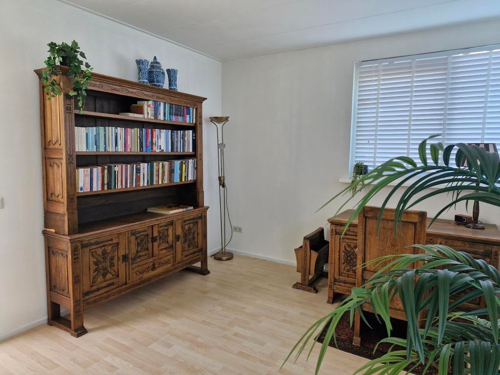 Boekenkast, buro en stoel, krantenbak, Ophalen, 100 tot 150 cm, 200 cm of meer, Rustiek