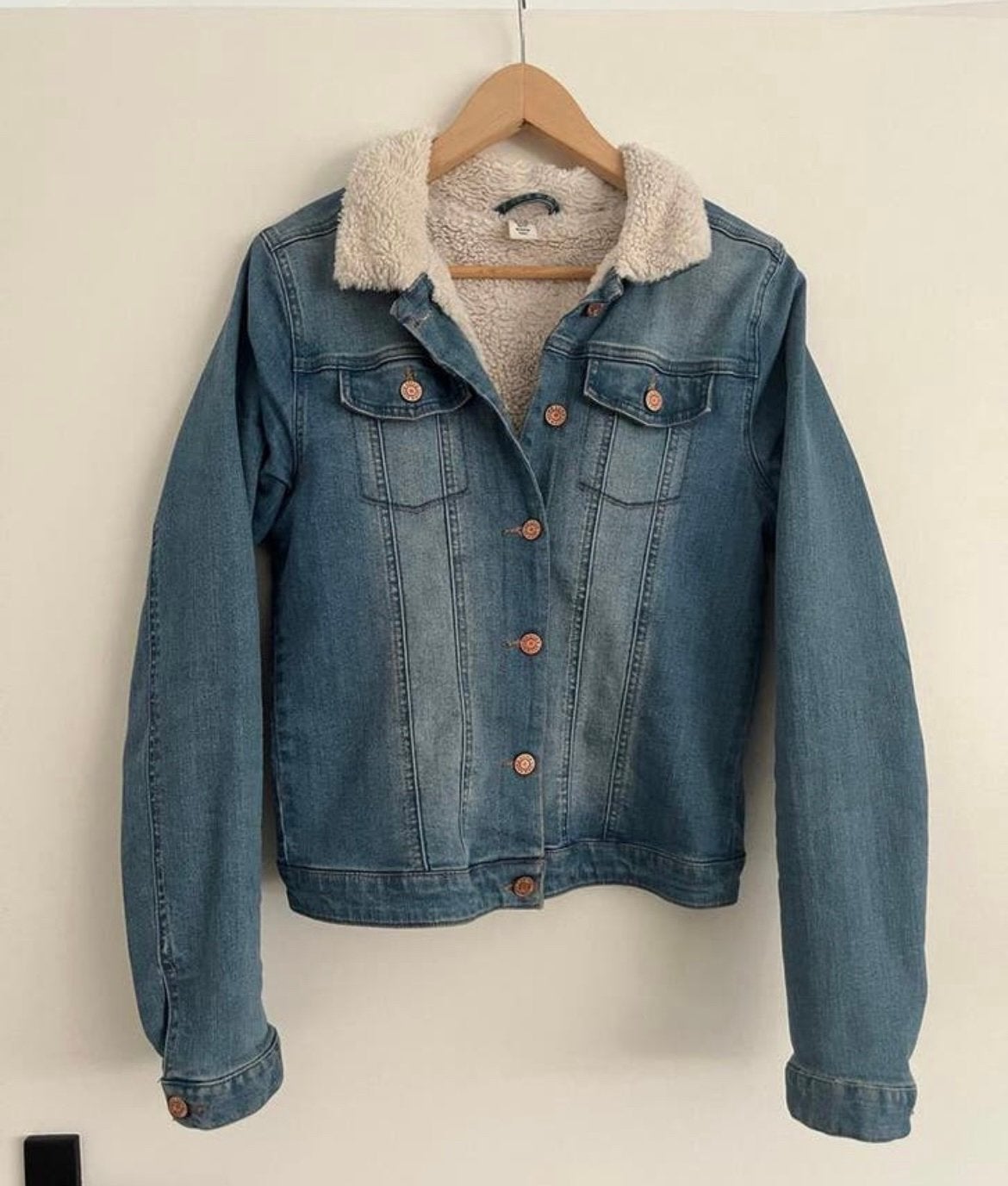 Spijkerjas met teddy, Ophalen of Verzenden, Zo goed als nieuw, Maat 36 (S), Blauw