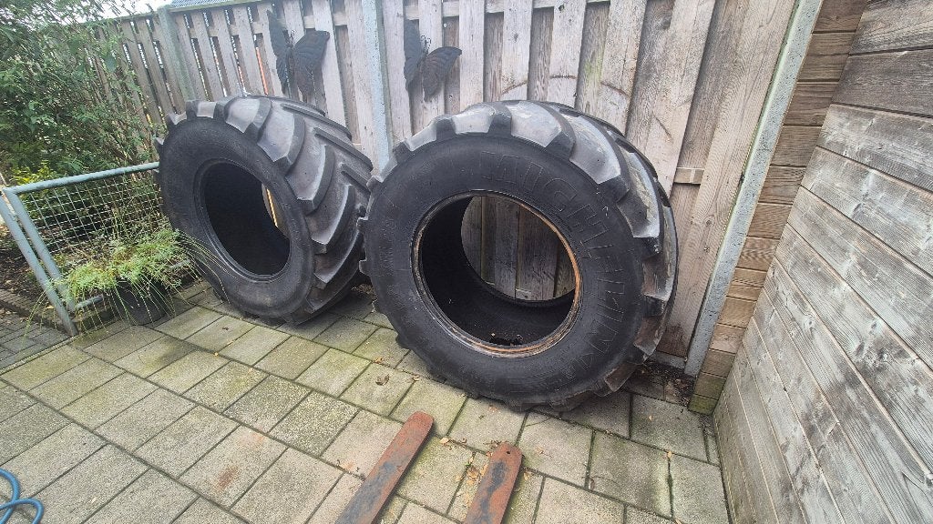 Michelin 600/65R28 XM 28, Zakelijke goederen, Agrarisch | Onderdelen | Banden, Velgen en Assen, Ophalen