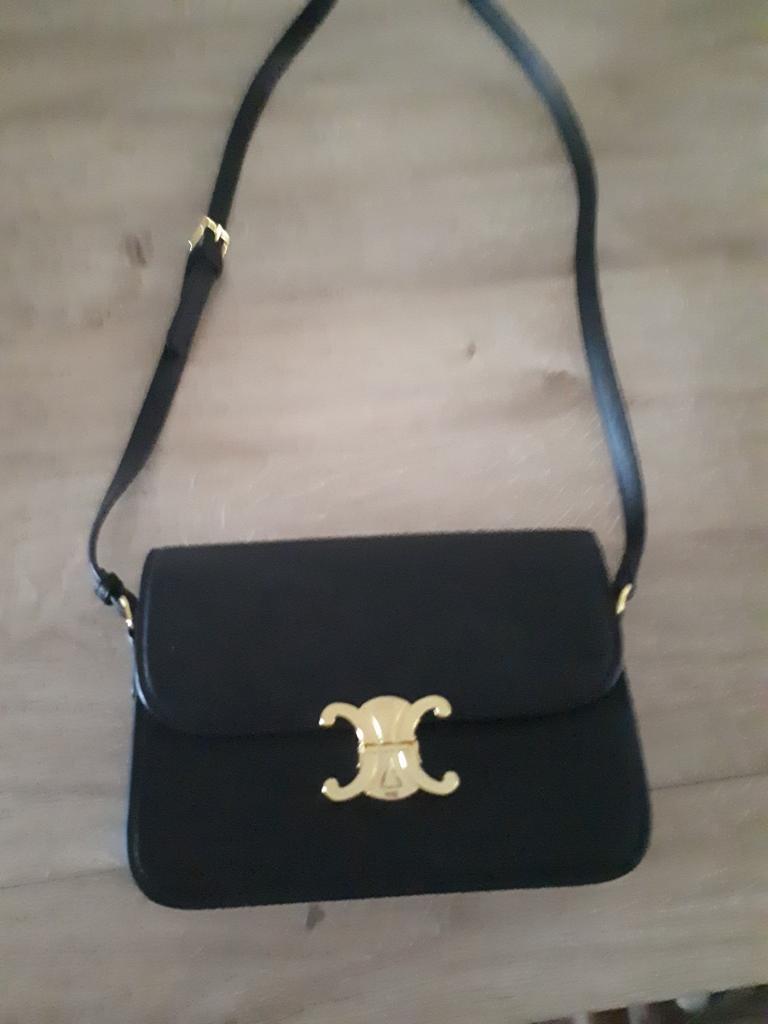 Céline tasje, Sieraden, Tassen en Uiterlijk, Tassen | Schoudertassen, Ophalen of Verzenden, Zo goed als nieuw, Zwart