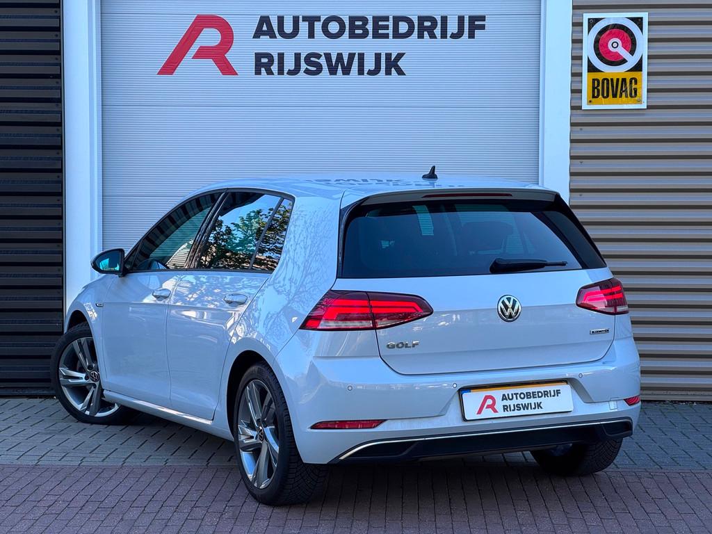Volkswagen Golf 1.5 TSI Comfortline AppleCarPlay, Auto's, Voorwielaandrijving, Euro 6, 4 cilinders, Wit