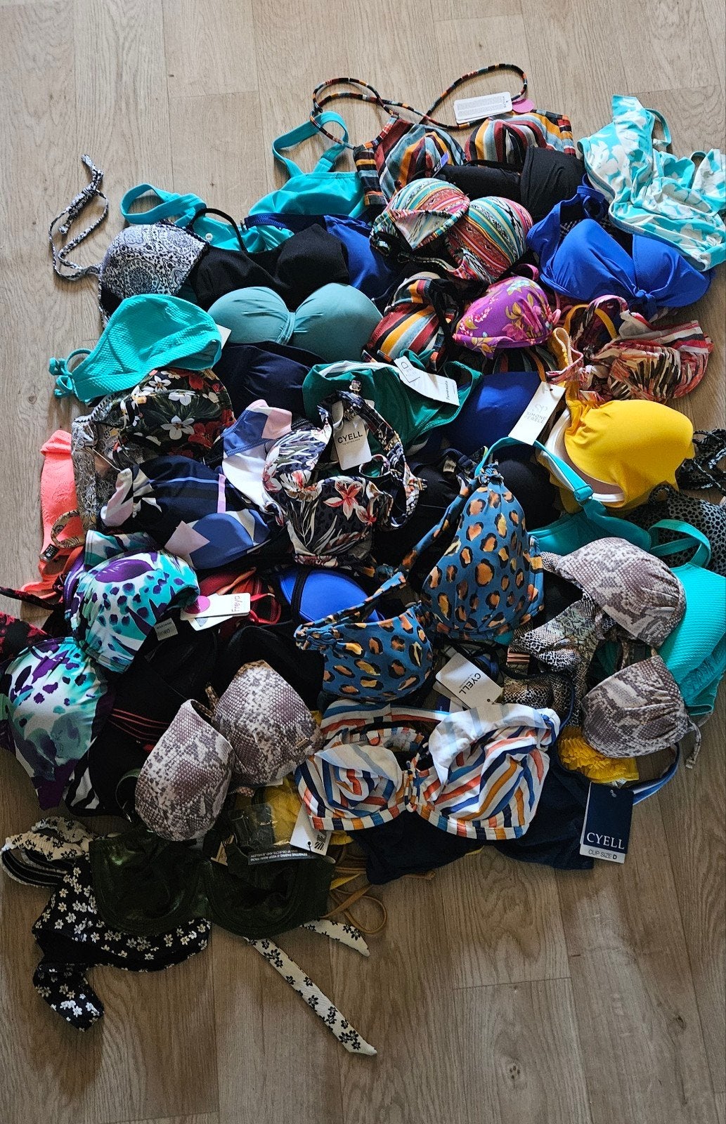 Partij 50 nieuwe merk bikini tops, Overige typen, Diverse merken, Meerkleurig, Nieuw