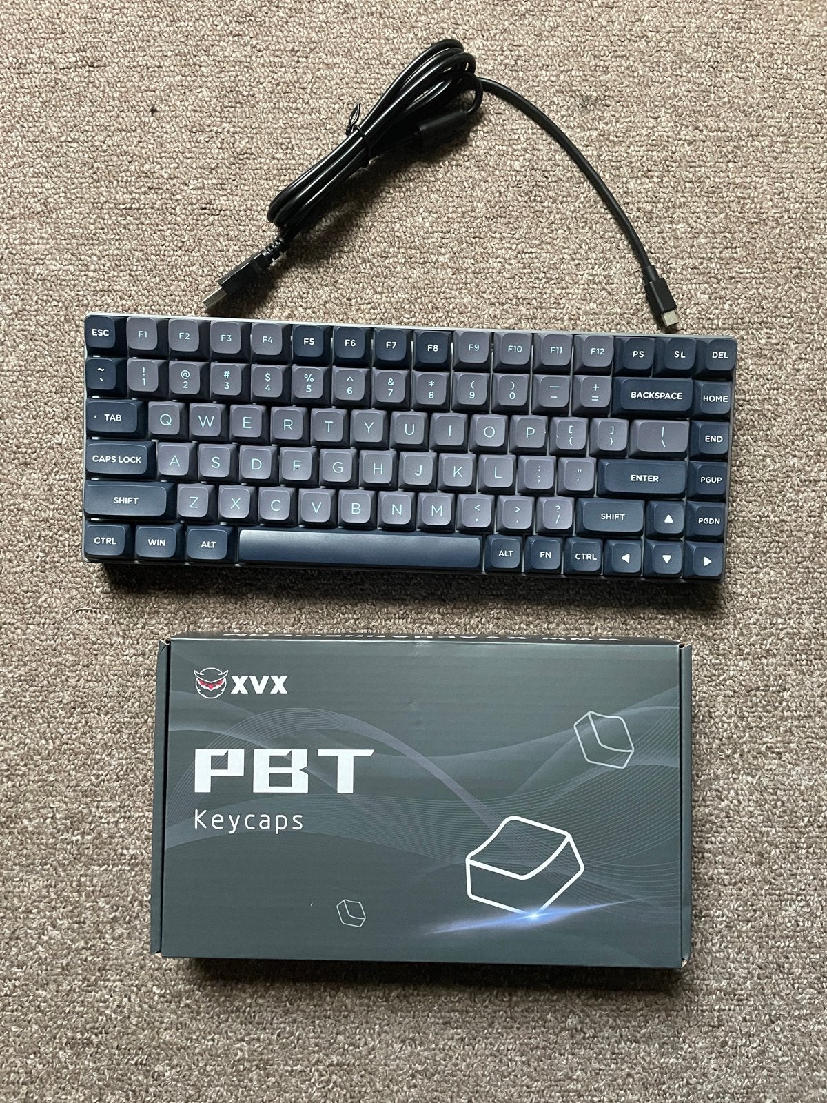 Mechanisch Toetsenbord met extra keycaps, Ophalen of Verzenden, Qwerty, Zo goed als nieuw, Bedraad
