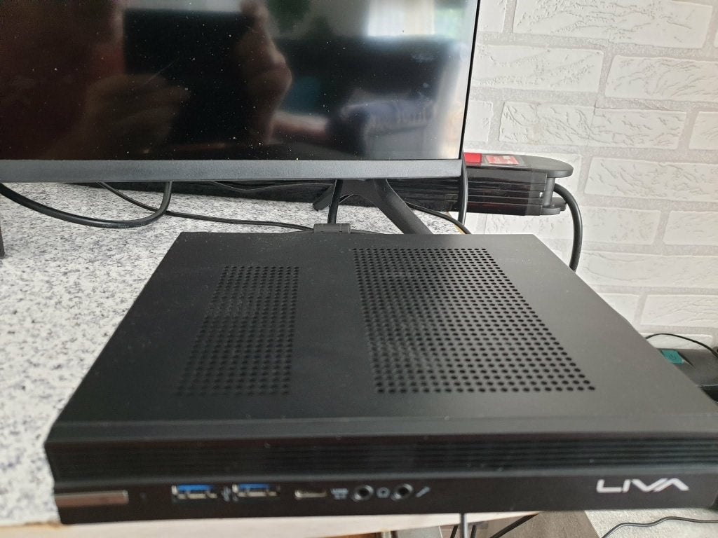 Liva One mini pc H410 W11 Home 16gb/740gb, Computers en Software, Desktop Pc's, Intel, Ophalen of Verzenden, Zo goed als nieuw