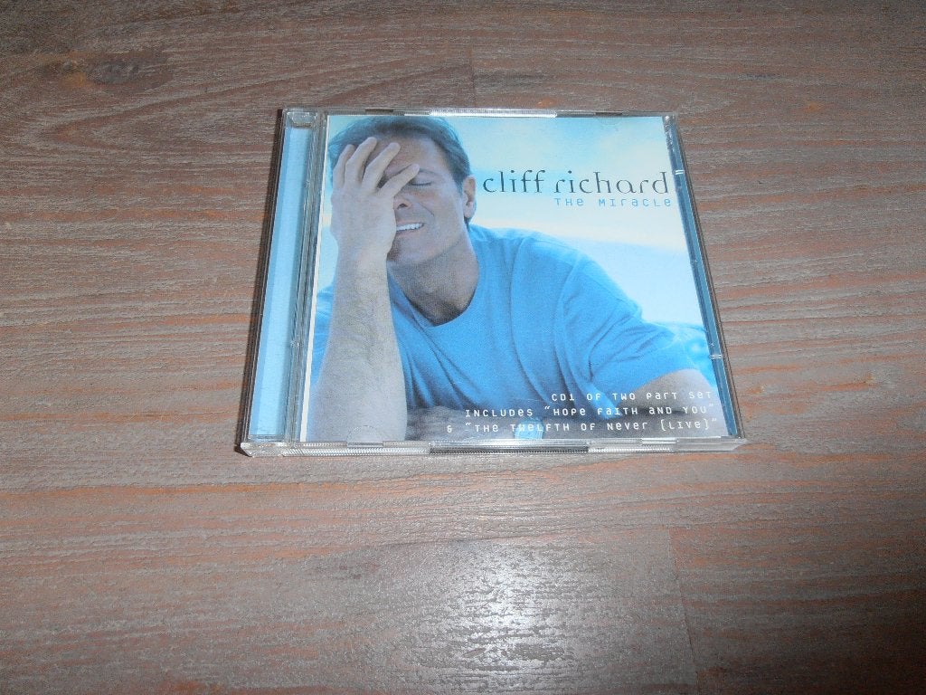 Cliff Richard - The Miracle CD (CD1 van tweedelige set), Ophalen of Verzenden, Zo goed als nieuw, Single, Poprock