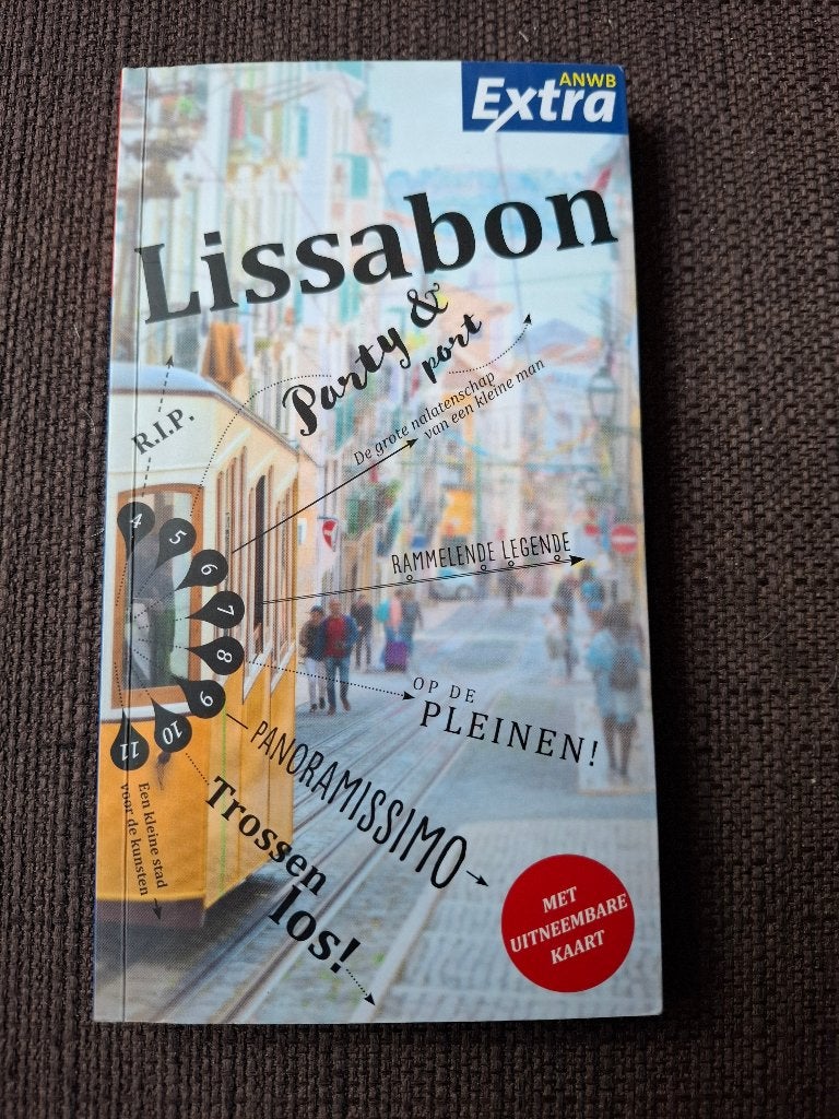 ANWB Extra Lissabon Reisgids met uitneembare kaart, Gelezen, Europa, Ophalen of Verzenden, Reisgids of -boek